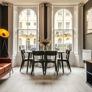 Apartment Modern 2-bedroom 30 Seconds To Seafront, Brighton
